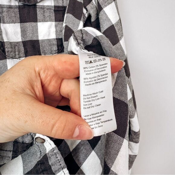 Jachs Girlfriend Grey and White Plaid Button Down Shirt Size Small - Picture 5 of 6
